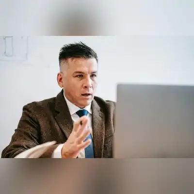 罗航